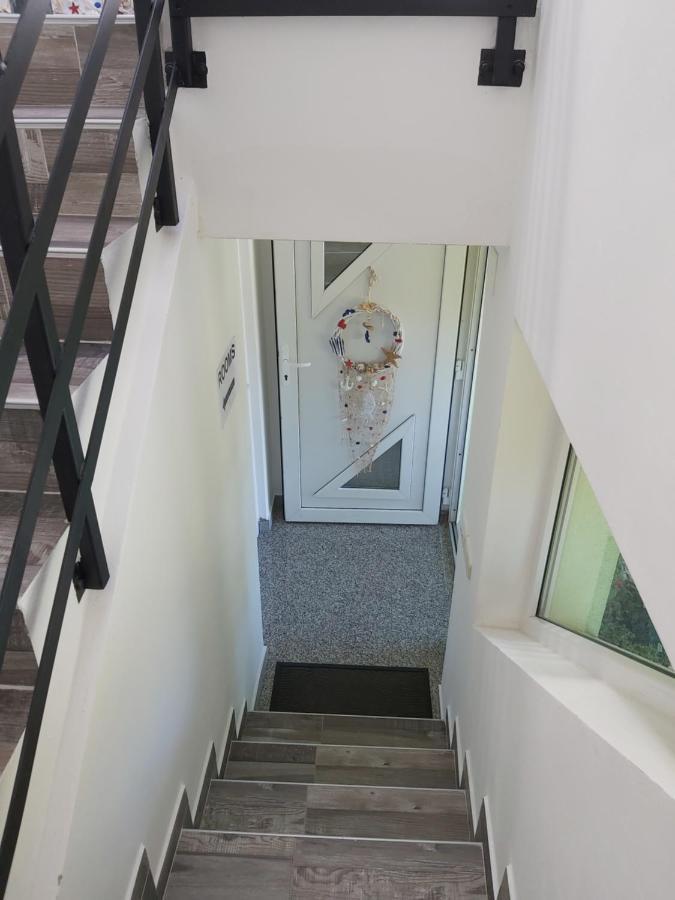 Rooms Grizzly Слуни Екстериор снимка